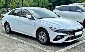 HYUNDAI ELENTRA